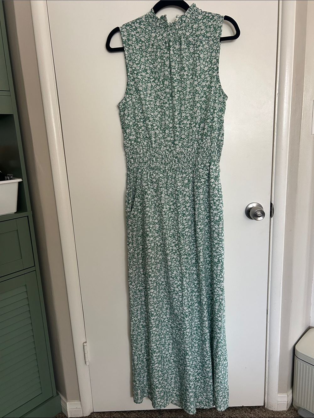 Sleeveless Green Floral Jumper